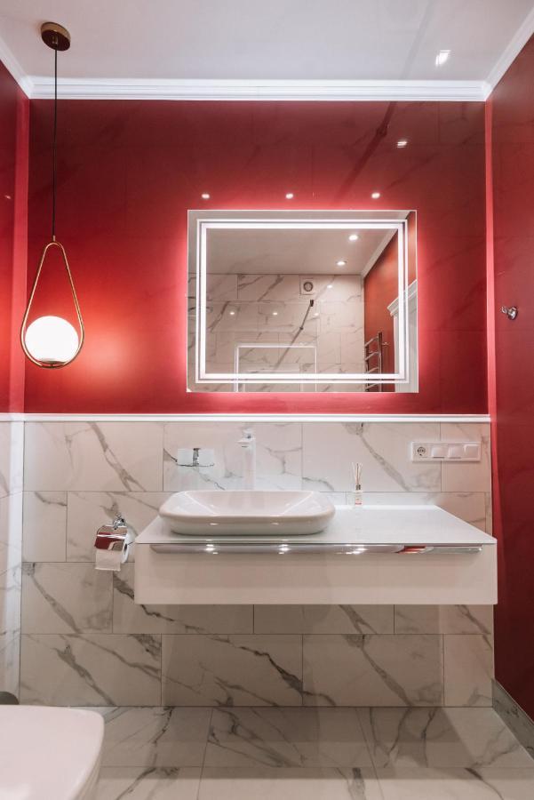 Royal Tower Vip Smart Apartments 4 Киев Экстерьер фото